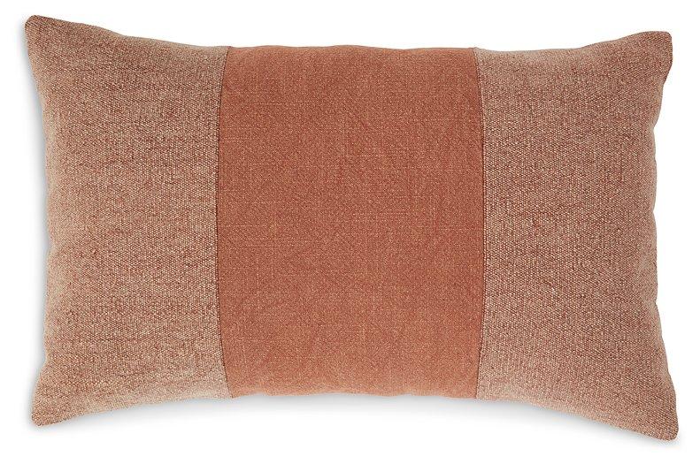 Dovinton Pillow (Set of 4) - U&U Home Budget Furniture (Carteret, NJ)