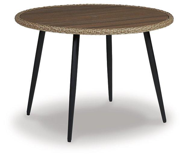 Amaris Outdoor Dining Set - U&U Home Budget Furniture (Carteret, NJ)