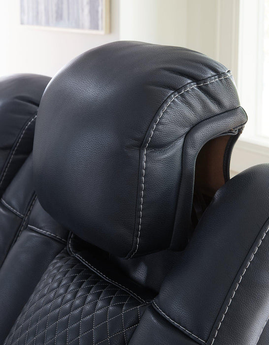Fyne-Dyme Power Recliner - U&U Home Budget Furniture (Carteret, NJ)