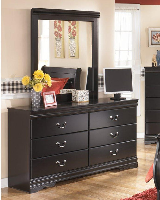 Huey Vineyard Dresser and Mirror - U&U Home Budget Furniture (Carteret, NJ)