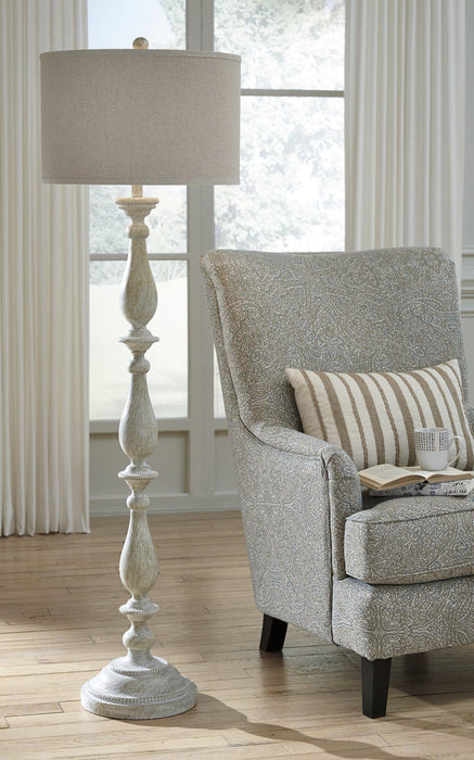 Bernadate Lamp Set - U&U Home Budget Furniture (Carteret, NJ)