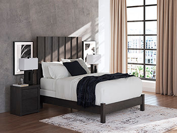 Fraluna Bed - U&U Home Budget Furniture (Carteret, NJ)