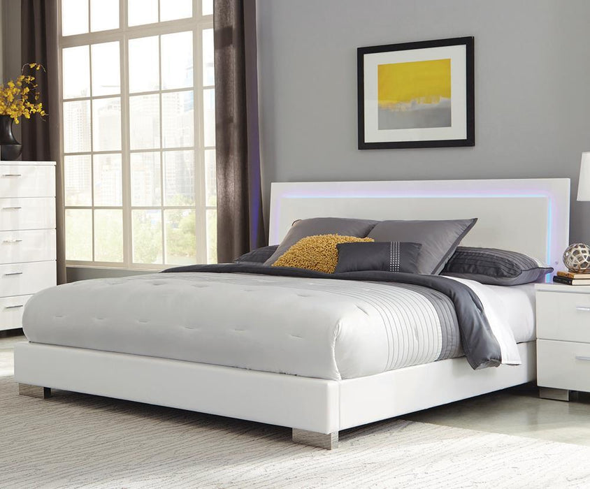 Felicity Eastern King, Queen, & Cal.King Panel Bed with LED Lighting Glossy White - U&U Home Budget Furniture (Carteret, NJ)