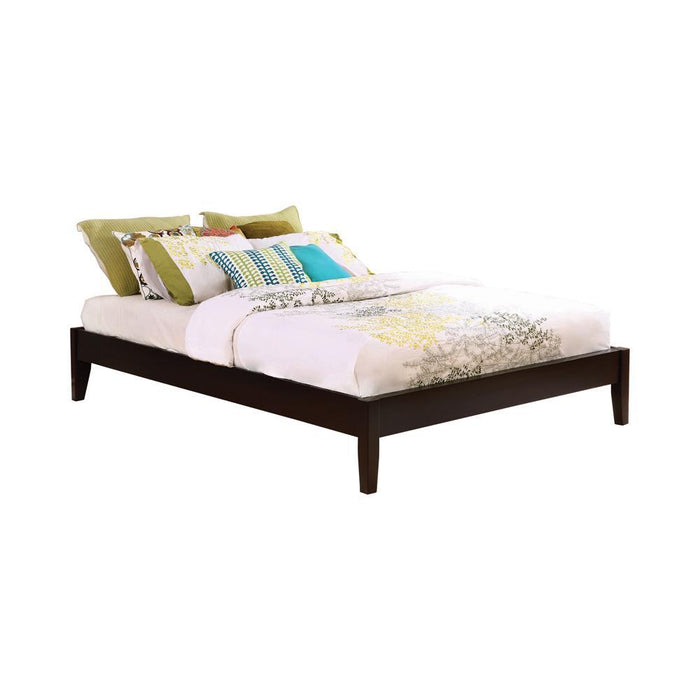 Hounslow California King, E.King, & Queen Universal Platform Bed Cappuccino - U&U Home Budget Furniture (Carteret, NJ)