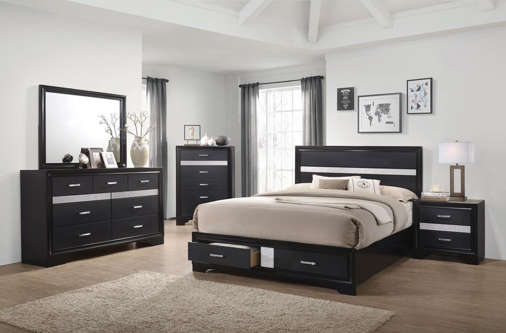 Miranda California King. E.King, & Queen 2-drawer Storage Bed Black & White - U&U Home Budget Furniture (Carteret, NJ)