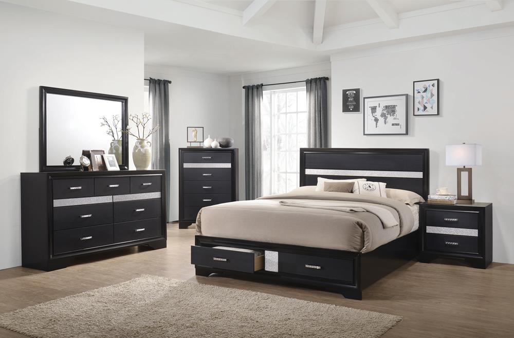 Miranda California King. E.King, & Queen 2-drawer Storage Bed Black & White - U&U Home Budget Furniture (Carteret, NJ)