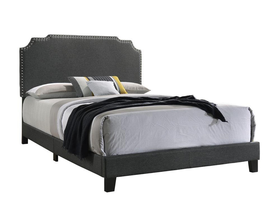 Tamarac Upholstered Nailhead Full, Eastern King & Queen Bed Beige & Grey - U&U Home Budget Furniture (Carteret, NJ)
