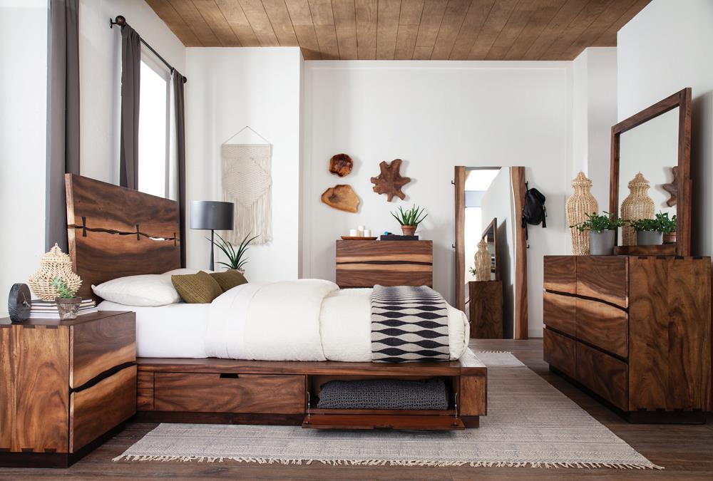 Winslow California King, E.King & Queen Bed Smokey Walnut and Coffee Bean - U&U Home Budget Furniture (Carteret, NJ)