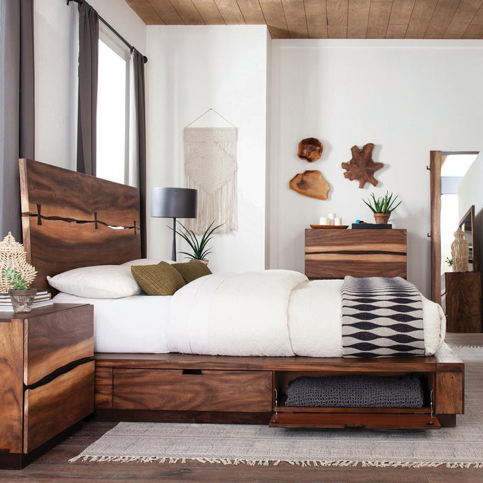 Winslow California King, E.King & Queen Bed Smokey Walnut and Coffee Bean - U&U Home Budget Furniture (Carteret, NJ)