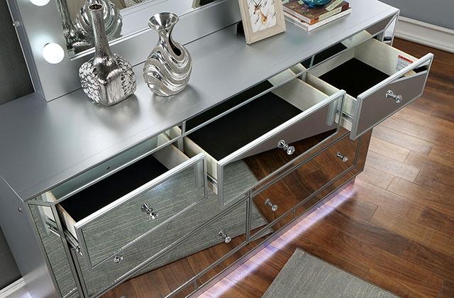 BELLADONNA Dresser w/ LED, Silver - U&U Home Budget Furniture (Carteret, NJ)