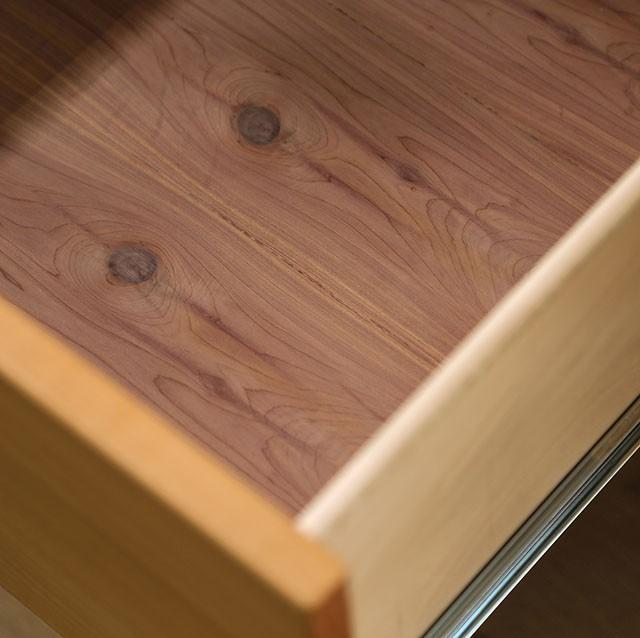 Willamette 5-Drawer Chest - U&U Home Budget Furniture (Carteret, NJ)