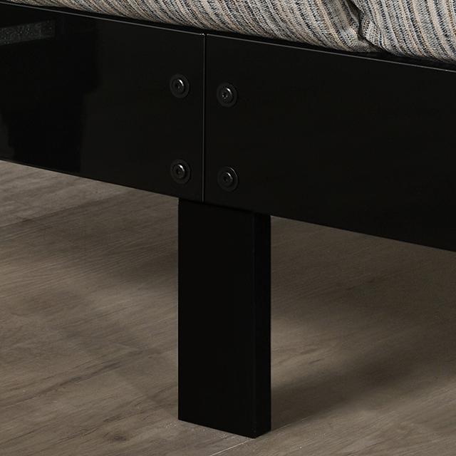 MAGDEBURG Cal.King Bed, Black & White - U&U Home Budget Furniture (Carteret, NJ)
