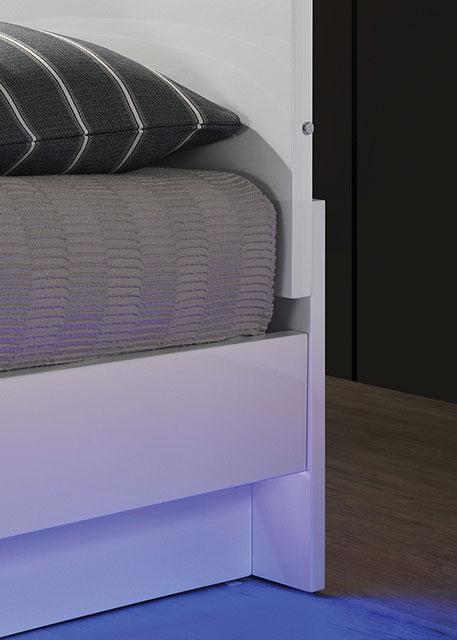 ERLACH Cal.King Bed - U&U Home Budget Furniture (Carteret, NJ)