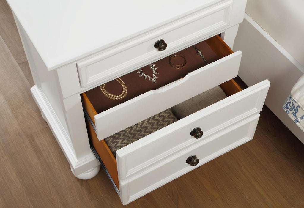 Laurelin 3 Drawer Nightstand in White 1714W-4 - U&U Home Budget Furniture (Carteret, NJ)