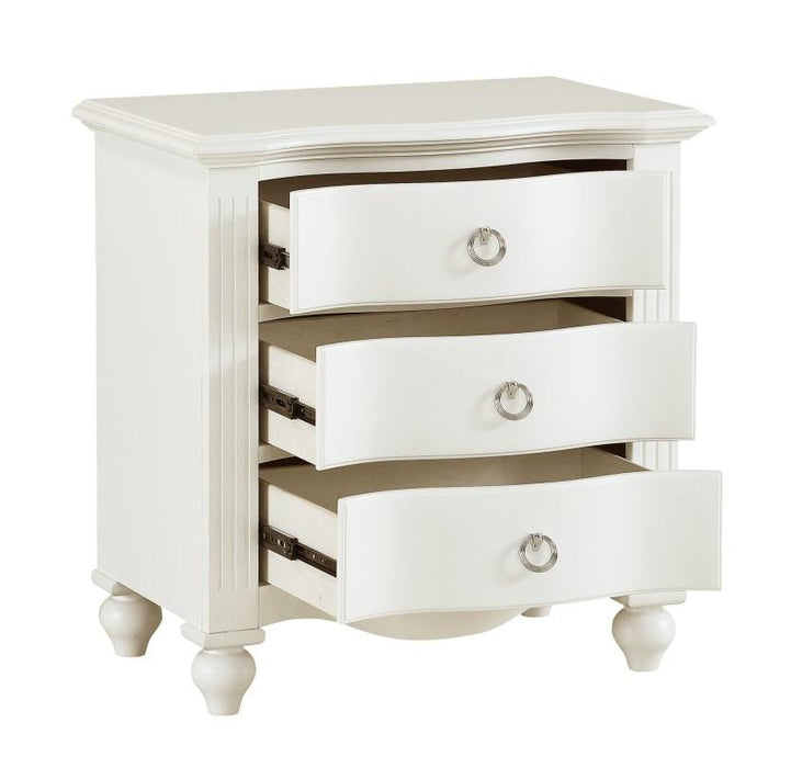 Meghan 3 Drawer Nightstand in White 2058WH-4 - U&U Home Budget Furniture (Carteret, NJ)