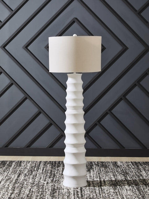 Veraleigh Floor Lamp - U&U Home Budget Furniture (Carteret, NJ)