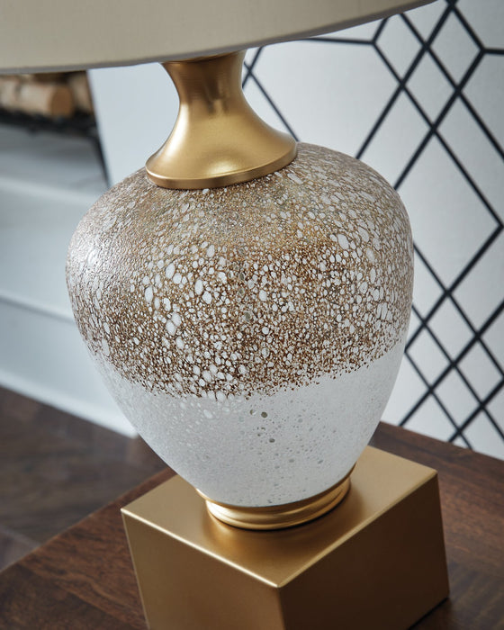 Tavisburg Table Lamp - U&U Home Budget Furniture (Carteret, NJ)