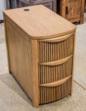 Camdill Chairside End Table - U&U Home Budget Furniture (Carteret, NJ)