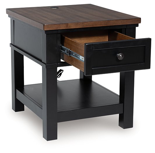 Wildenauer End Table - U&U Home Budget Furniture (Carteret, NJ)