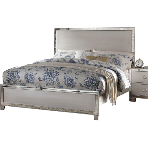 Acme Voeville King Panel Bed in Platinum 24837EK - U&U Home Budget Furniture (Carteret, NJ)