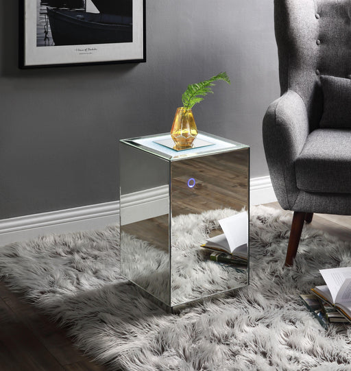 Nyoka Mirrored & Faux Gems Accent Table (LED) - U&U Home Budget Furniture (Carteret, NJ)
