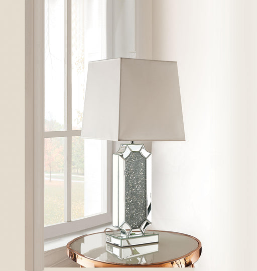 Noralie Mirrored & Faux Diamonds Table Lamp - U&U Home Budget Furniture (Carteret, NJ)