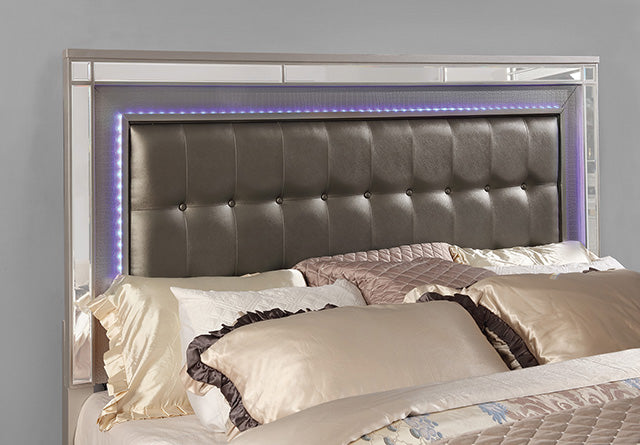 Brachium Queen Bedroom Set Silver - U&U Home Budget Furniture (Carteret, NJ)