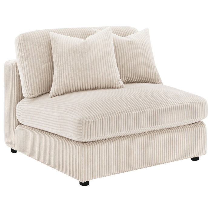 Blaine Accent Chair - U&U Home Budget Furniture (Carteret, NJ)