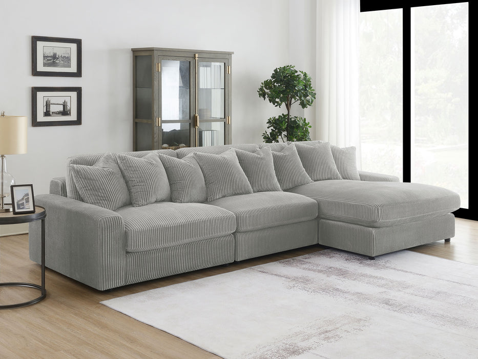 Blaine Accent Chair - U&U Home Budget Furniture (Carteret, NJ)