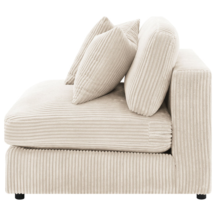 Blaine Accent Chair - U&U Home Budget Furniture (Carteret, NJ)