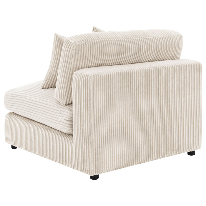 Blaine Accent Chair - U&U Home Budget Furniture (Carteret, NJ)